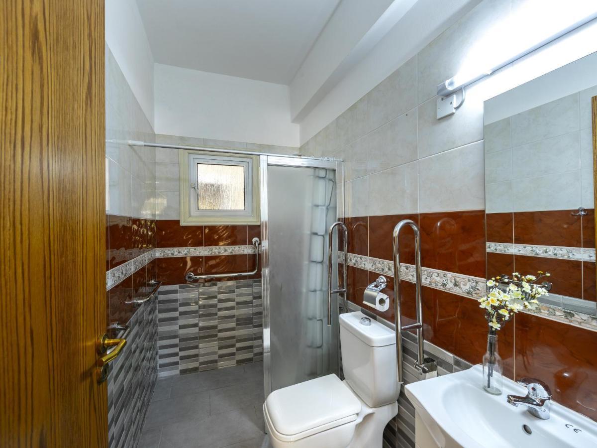 Meneou Seaside Mansion 7 Villa Larnaca Dış mekan fotoğraf
