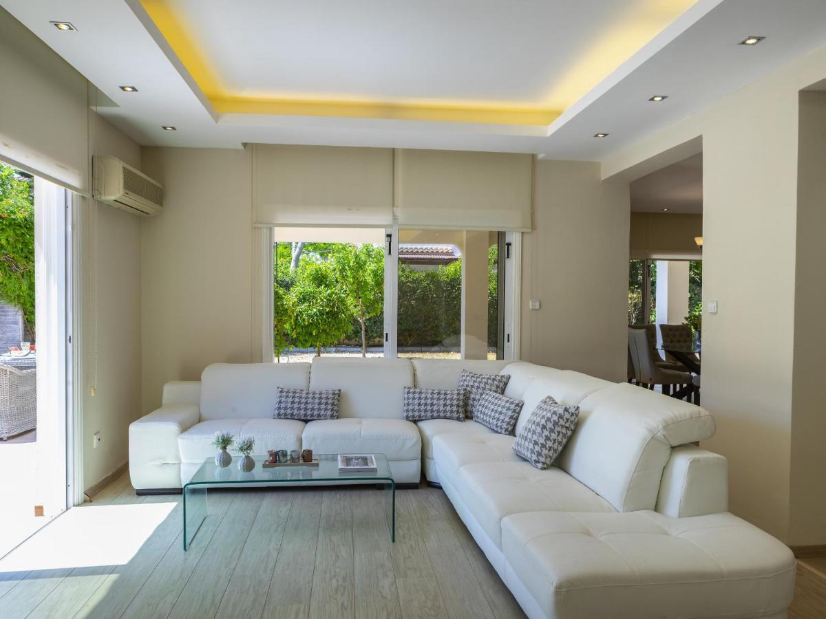 Meneou Seaside Mansion 7 Villa Larnaca Dış mekan fotoğraf