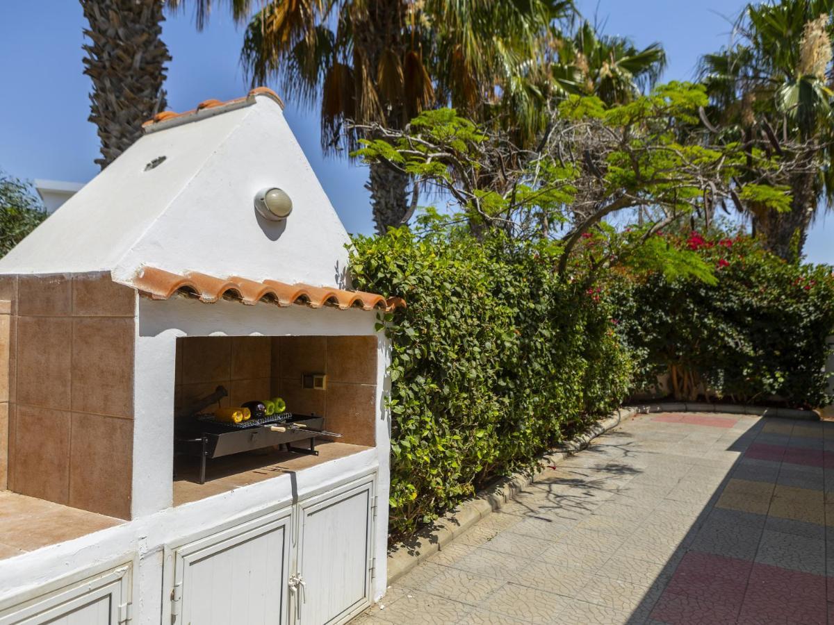 Meneou Seaside Mansion 7 Villa Larnaca Dış mekan fotoğraf